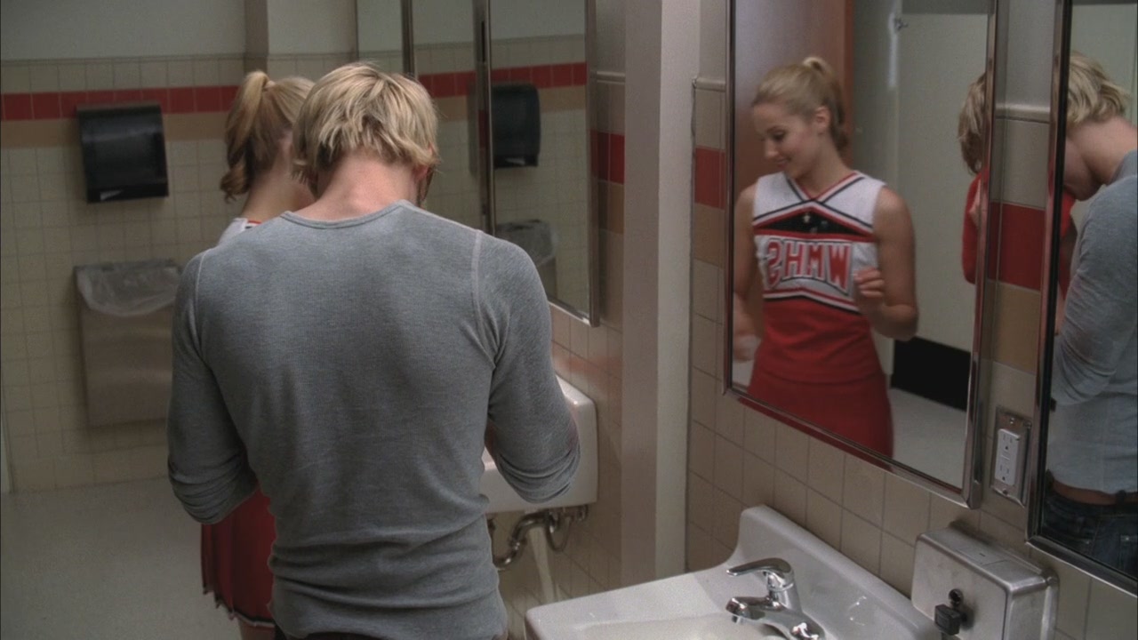 Glee204-00358.jpg