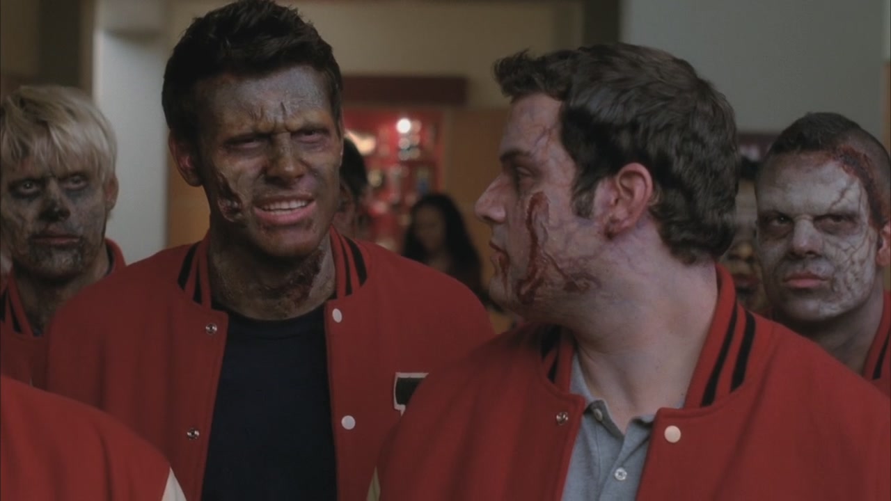 Glee211-0715.jpg