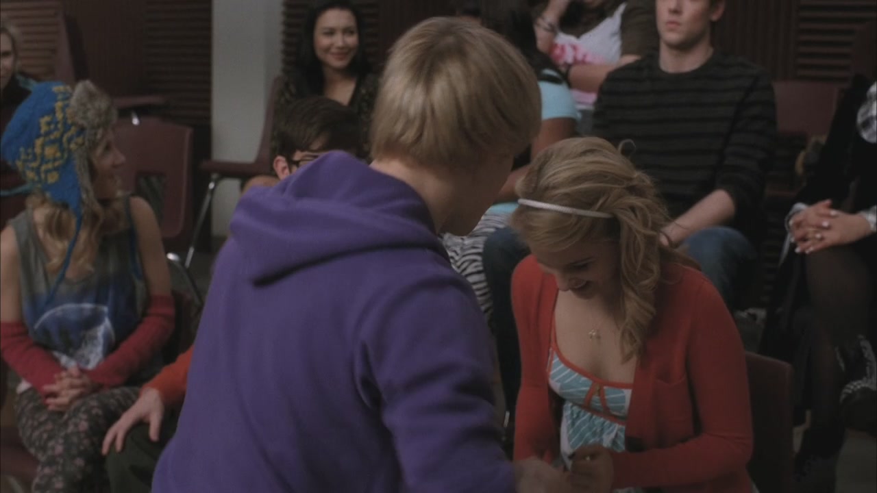 Glee213-0291.jpg