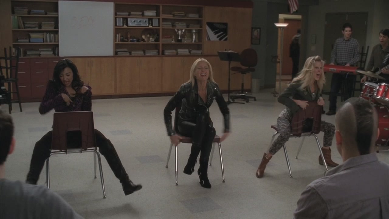 Glee215-0258.jpg