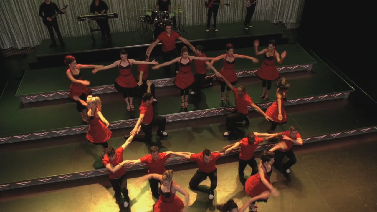Glee216-0784.jpg