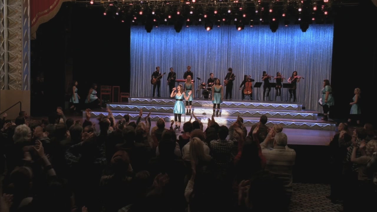 Glee216-1038.jpg