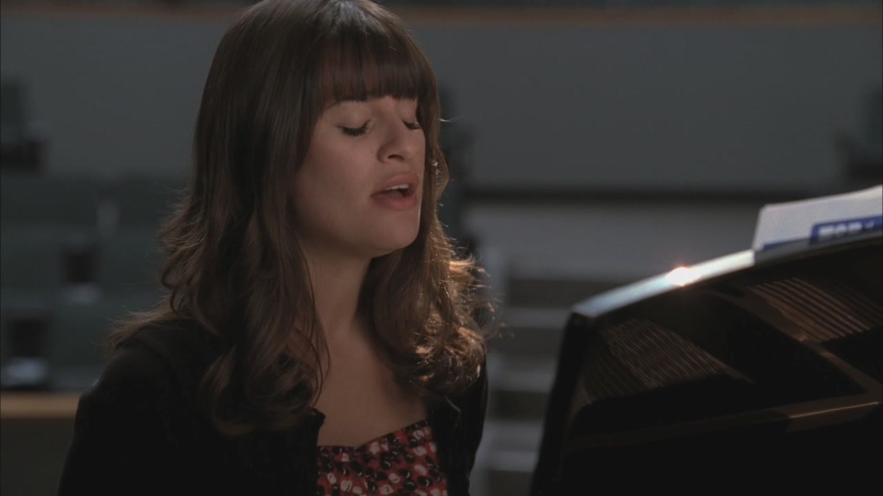 Glee220-0302.jpg