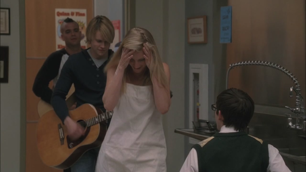 Glee220-0484.jpg