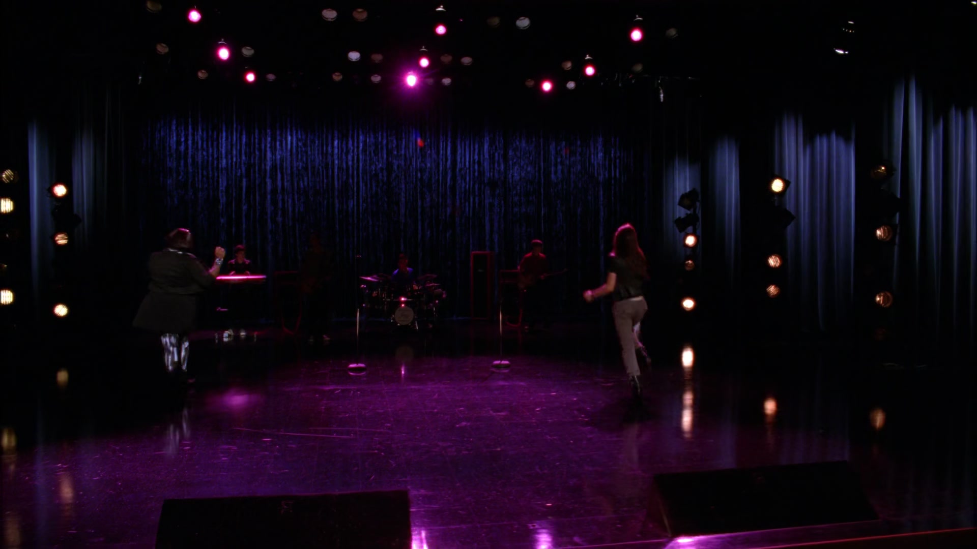Glee405-0429.jpg