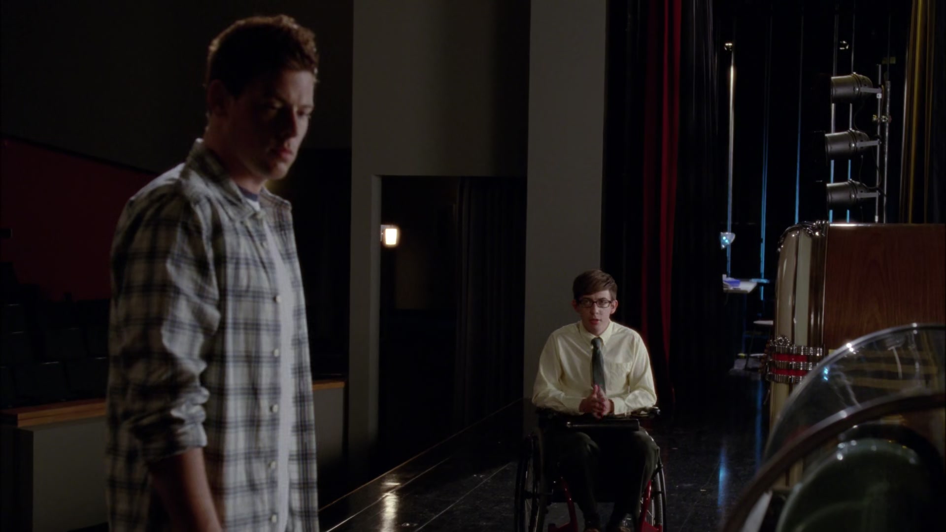 Glee405-0528.jpg