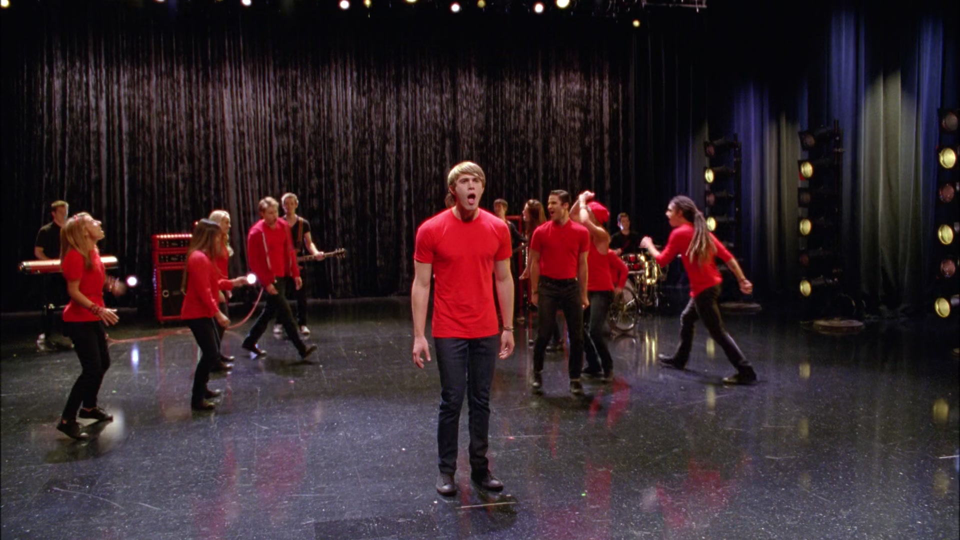 Glee407-1211.jpg