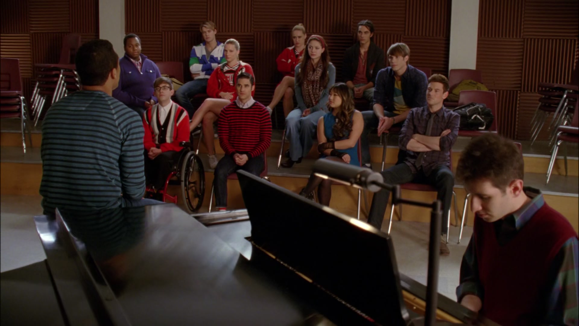 Glee412-0726.jpg