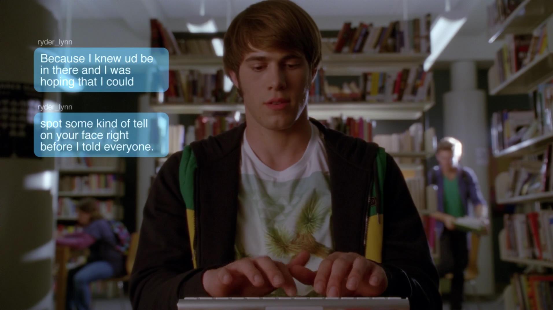 Glee_0903.jpg