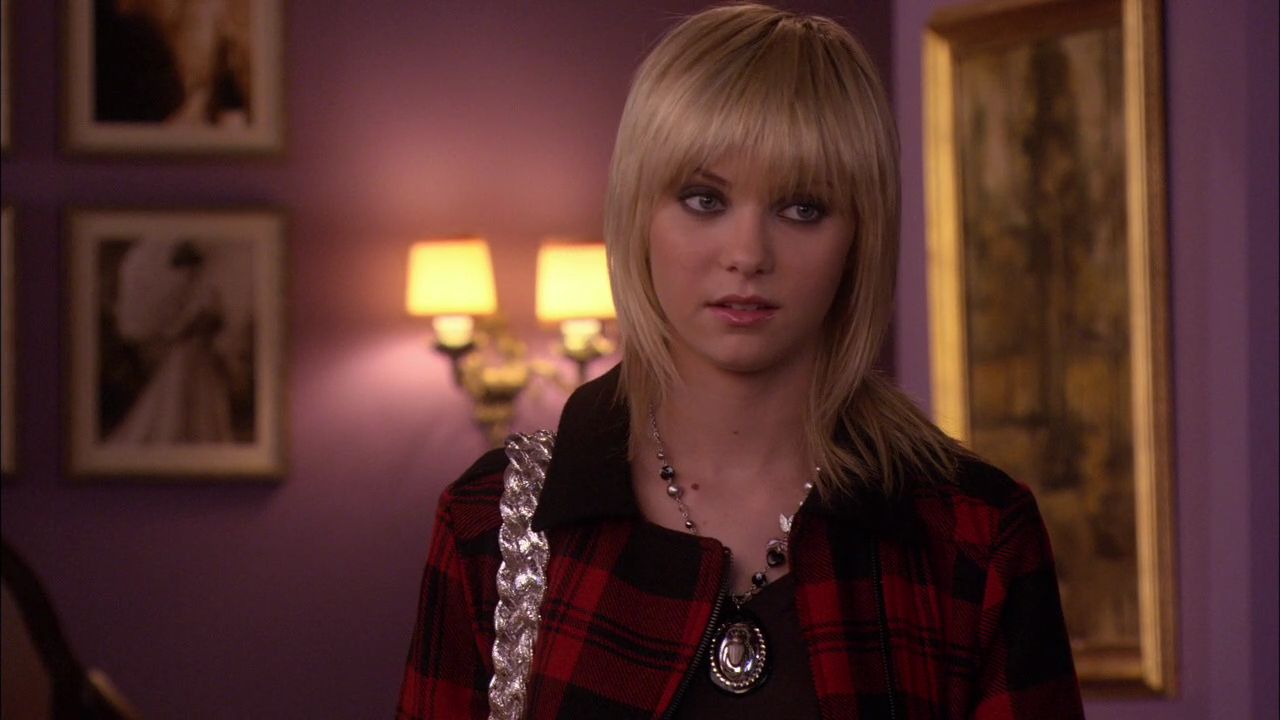 212GossipGirl0540.jpg