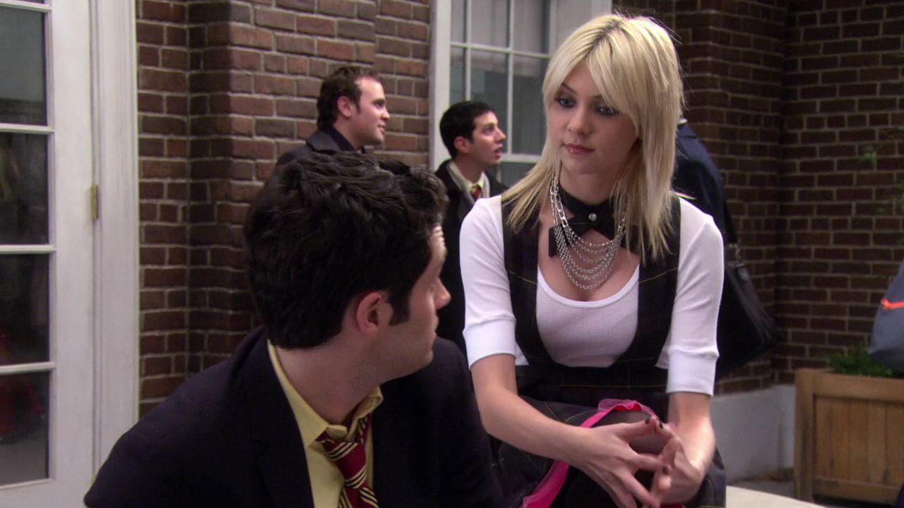 217GossipGirl0408.jpg