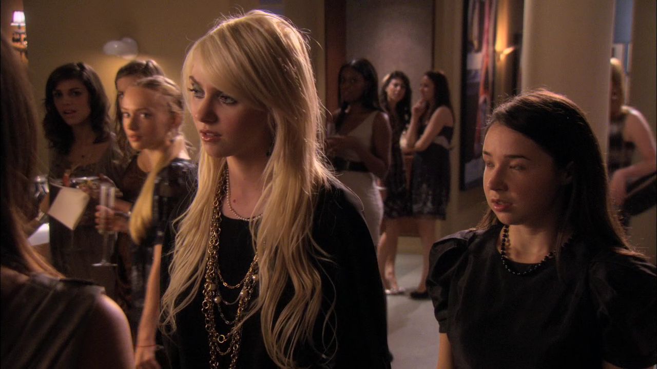 309GossipGirl0508.jpg