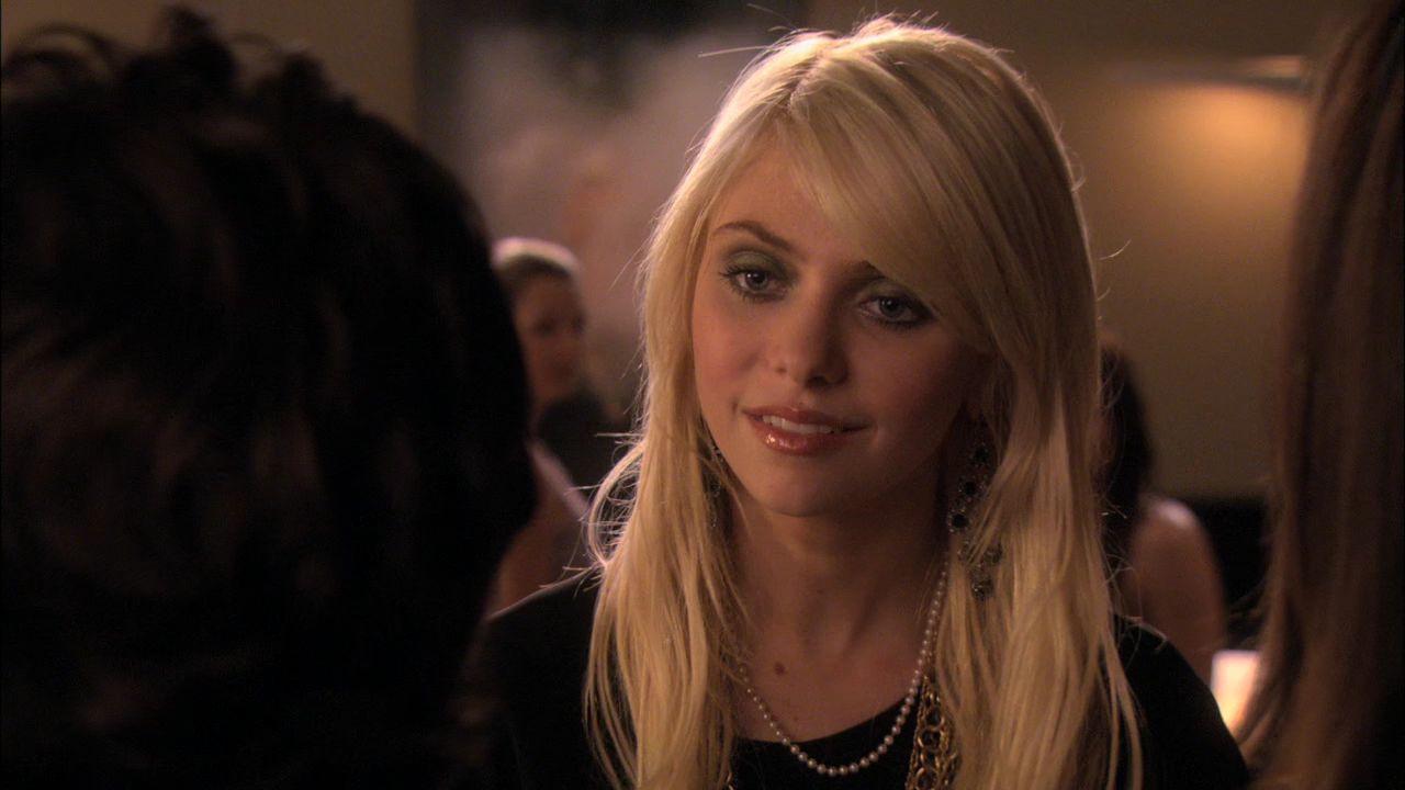 309GossipGirl0512.jpg