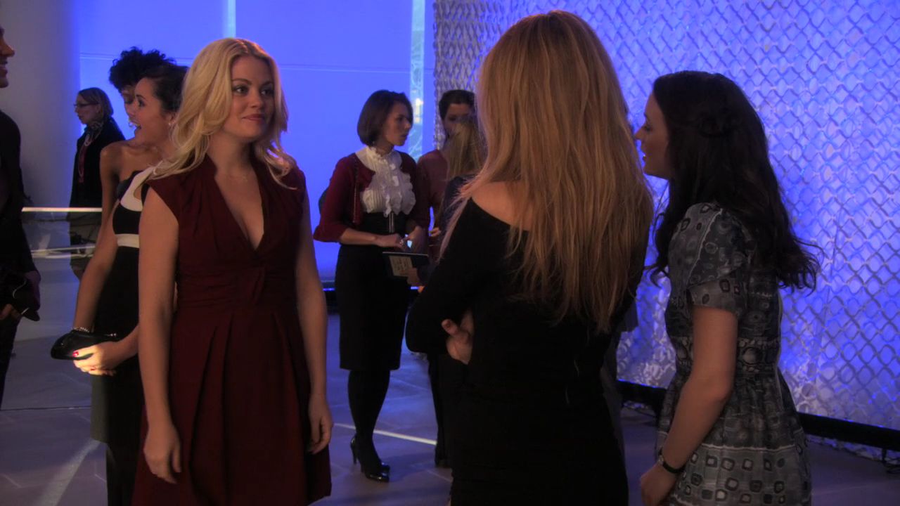 316GossipGirl0610.jpg