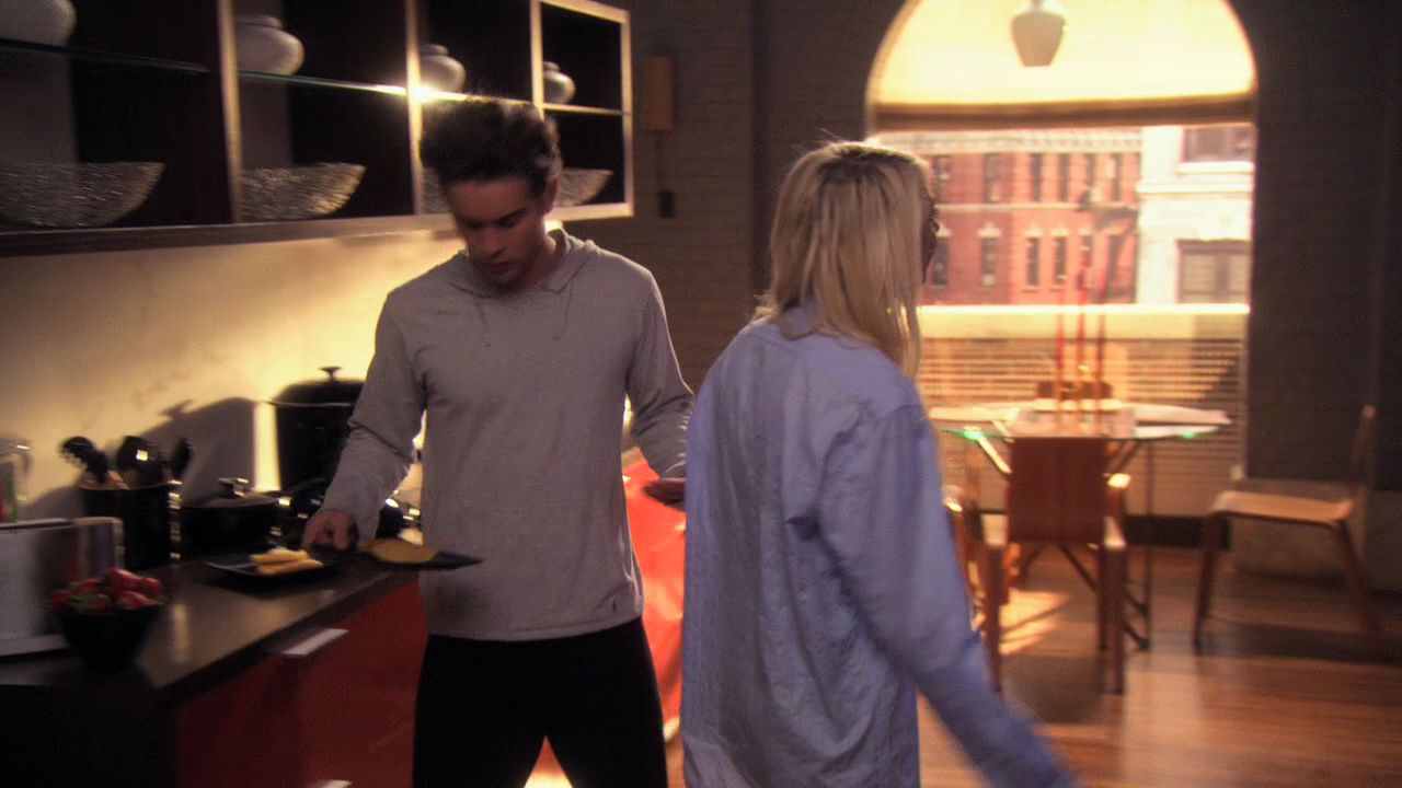 319GossipGirl0005.jpg