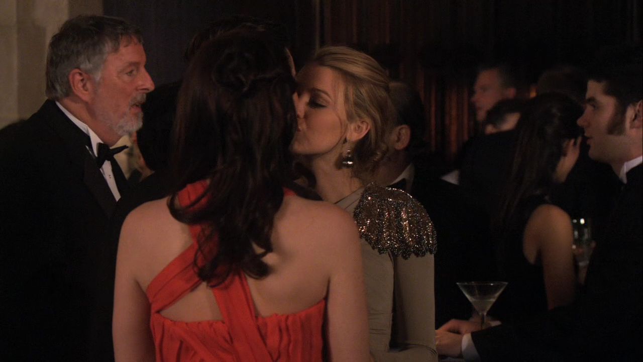 320GossipGirl0920.jpg