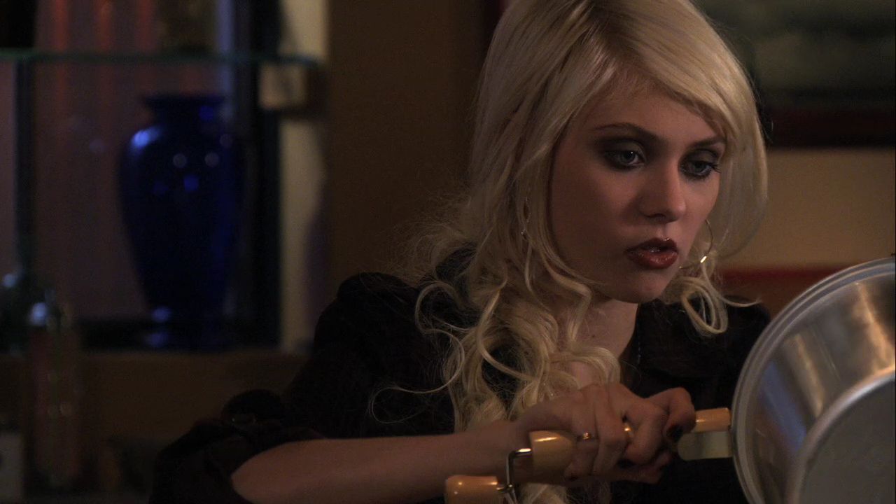 320GossipGirl0974.jpg