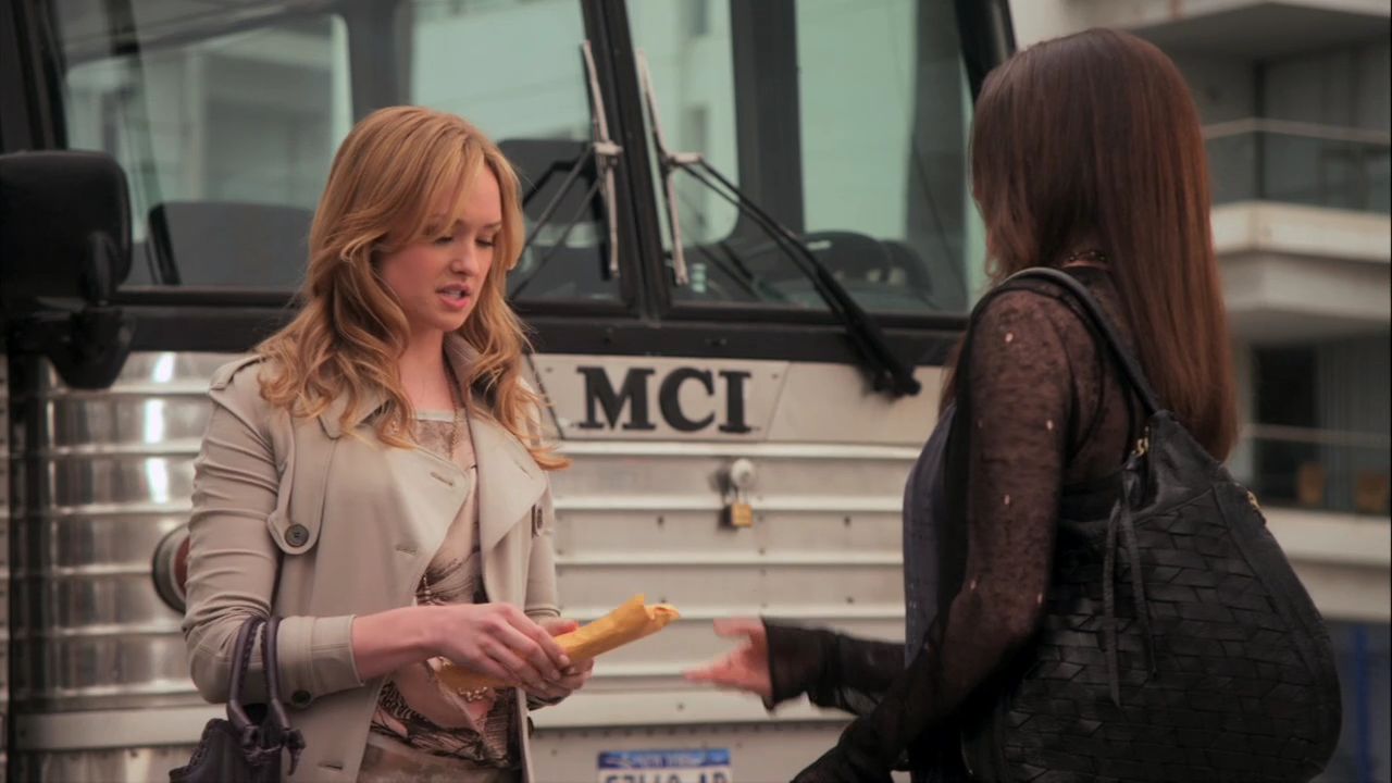 422GossipGirl1681.jpg