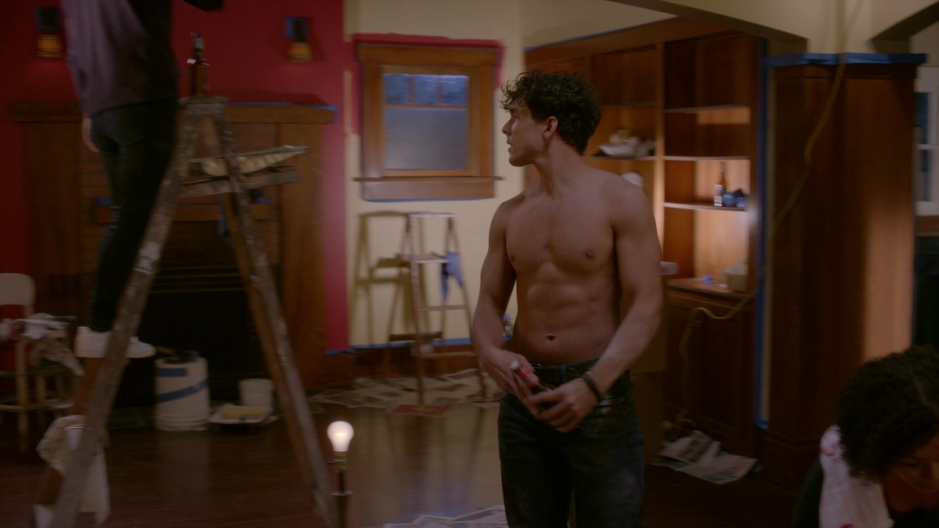 Greys_Anatomy_S19E08_0018.jpg