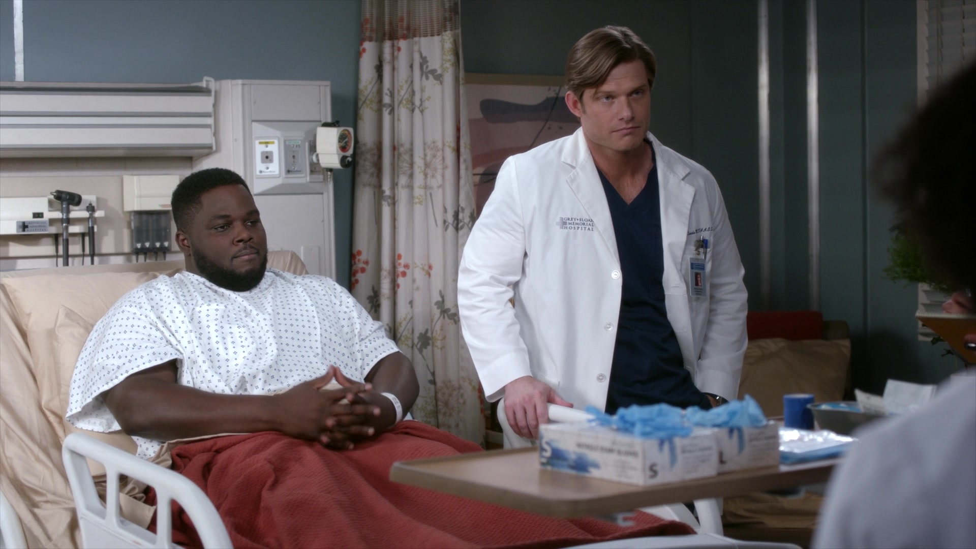 Greys_Anatomy_S19E08_0294.jpg