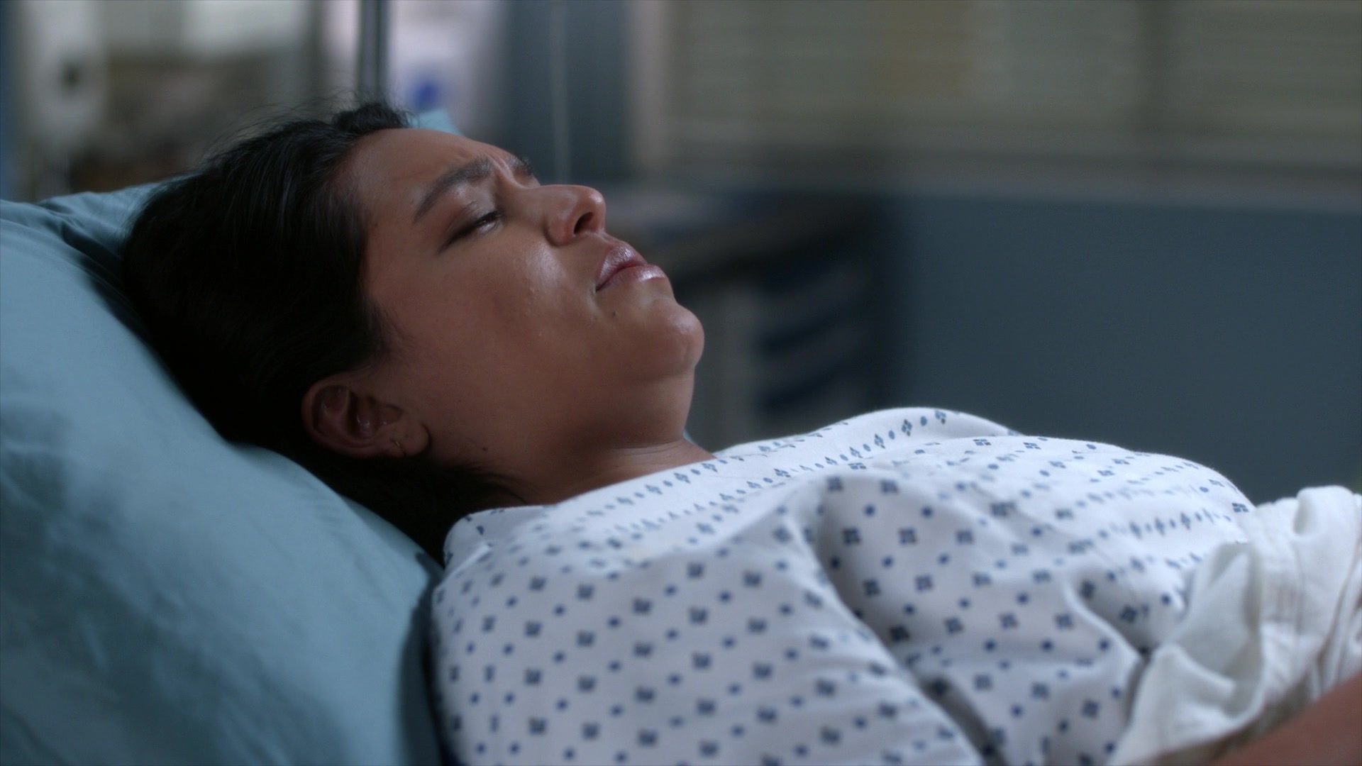 Greys_Anatomy_S19E08_1098.jpg