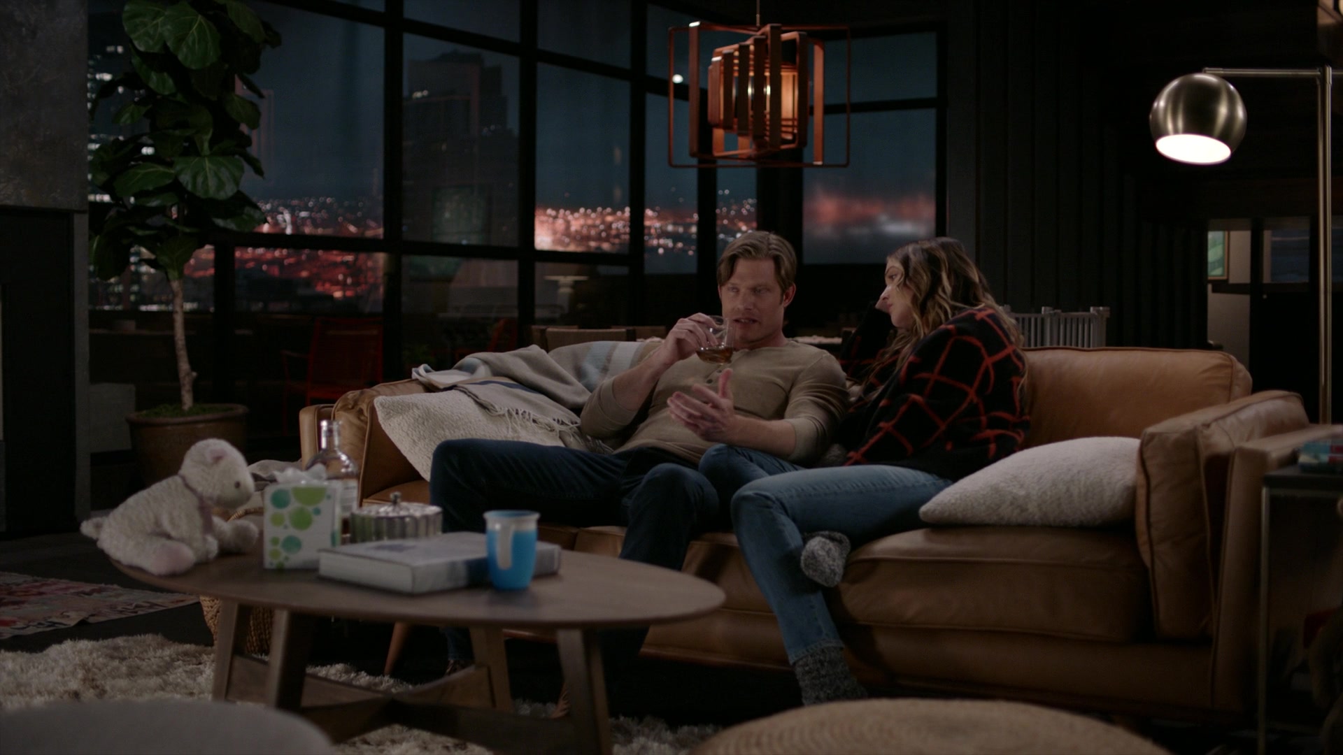 Greys_Anatomy_S19E08_1947.jpg