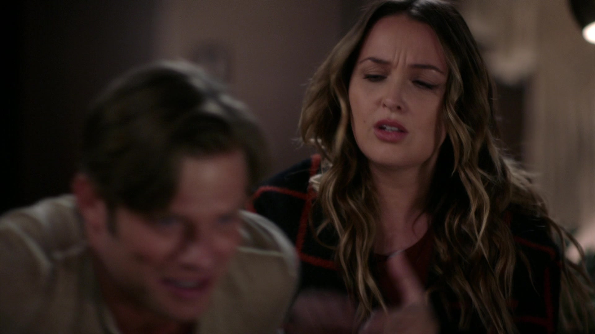 Greys_Anatomy_S19E08_1980.jpg
