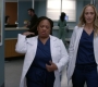 Greys_Anatomy_S19E08_0714.jpg