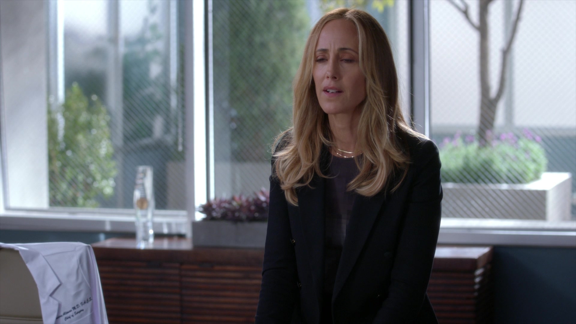 Greys_Anatomy_S19E10_0188.jpg