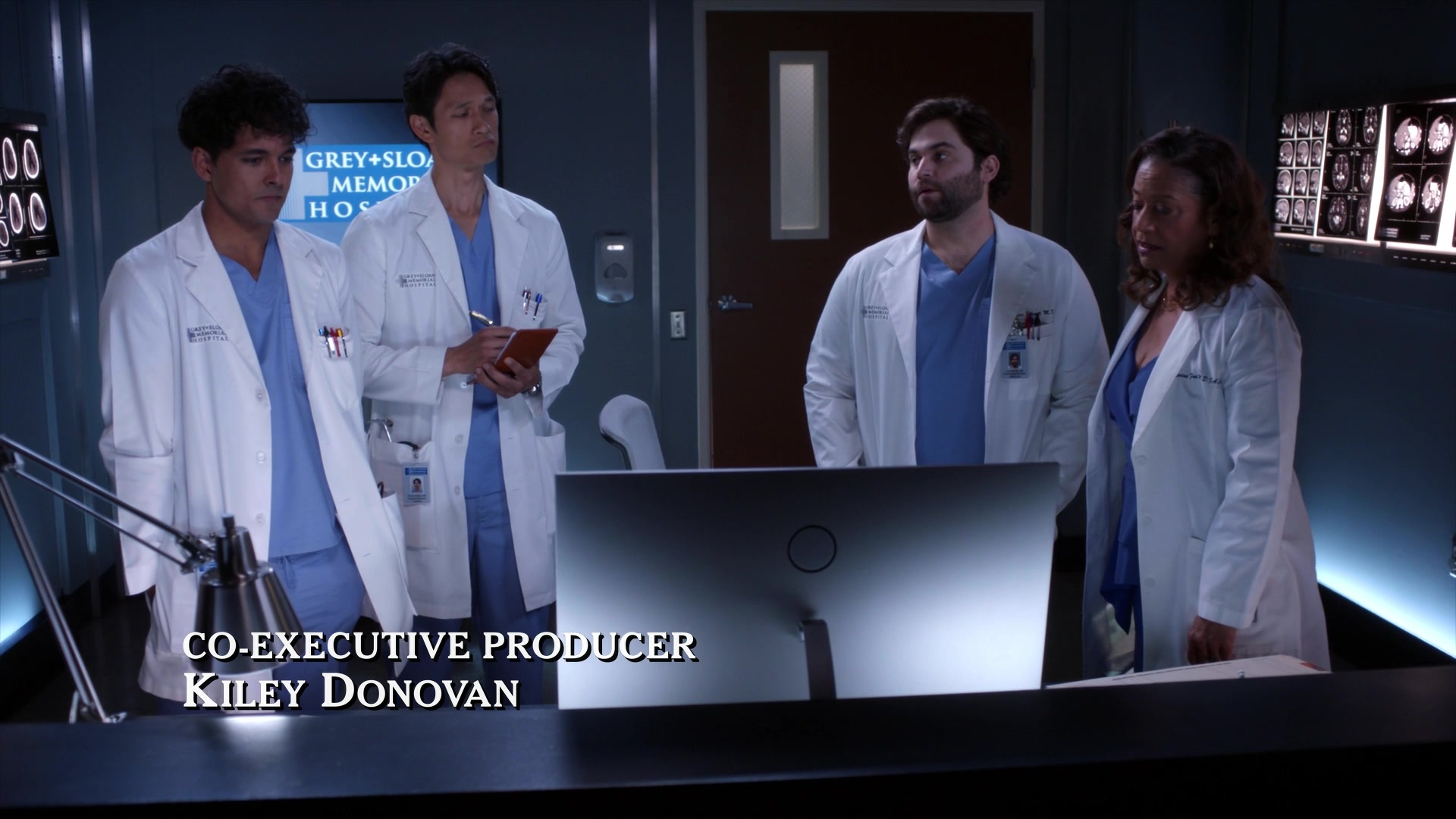Greys_Anatomy_S19E10_0550.jpg