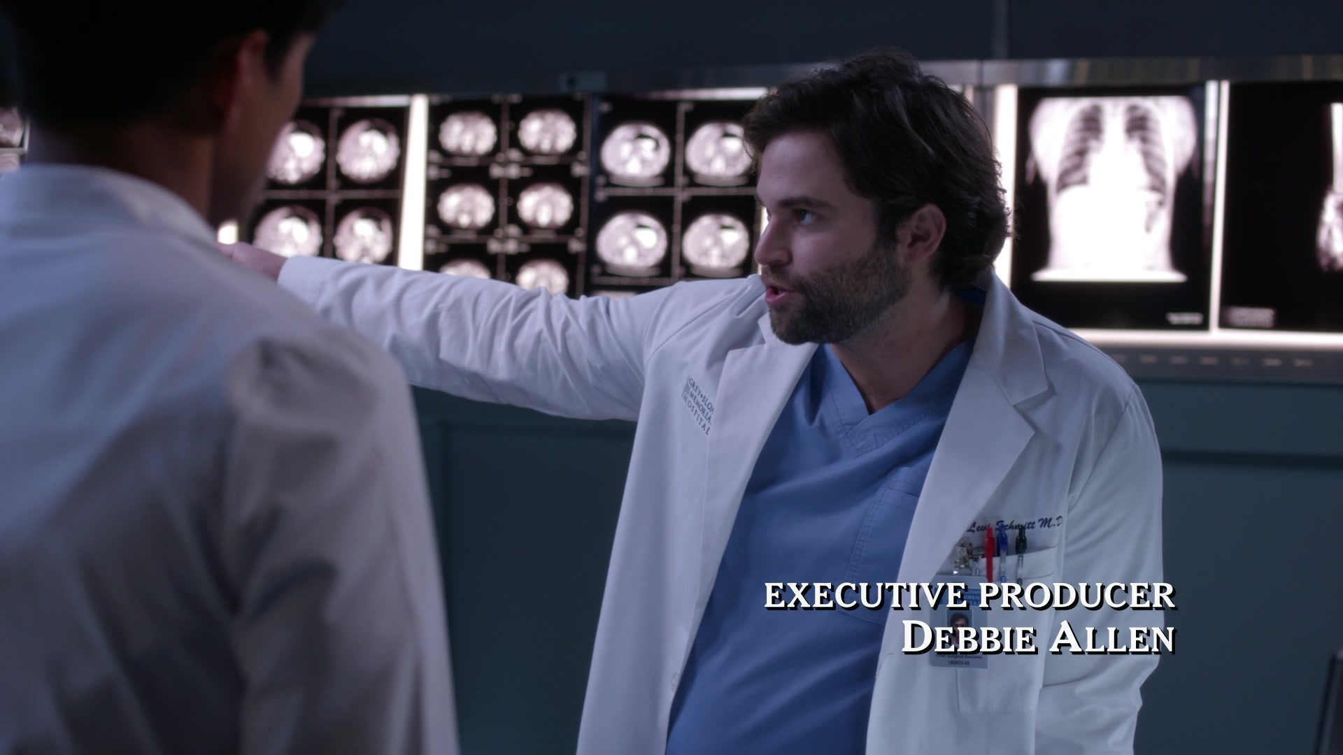 Greys_Anatomy_S19E10_0573.jpg