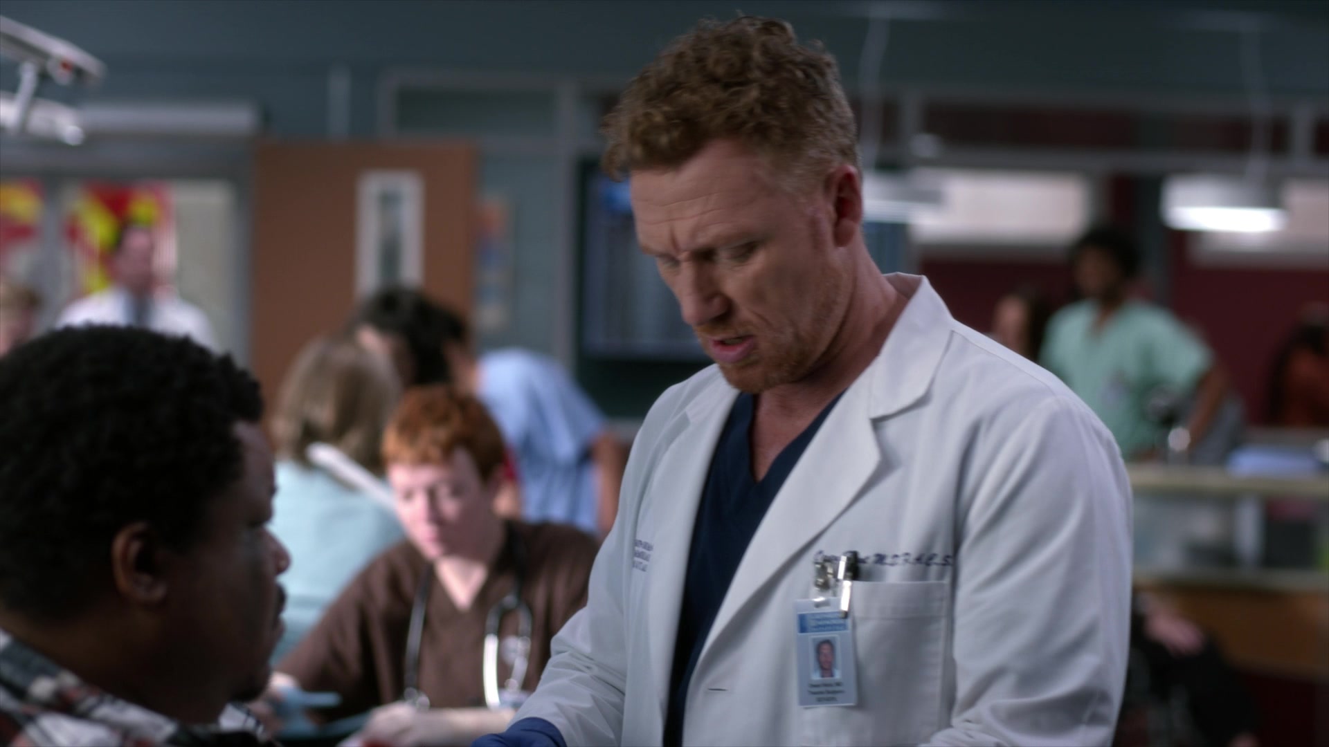 Greys_Anatomy_S19E10_0613.jpg