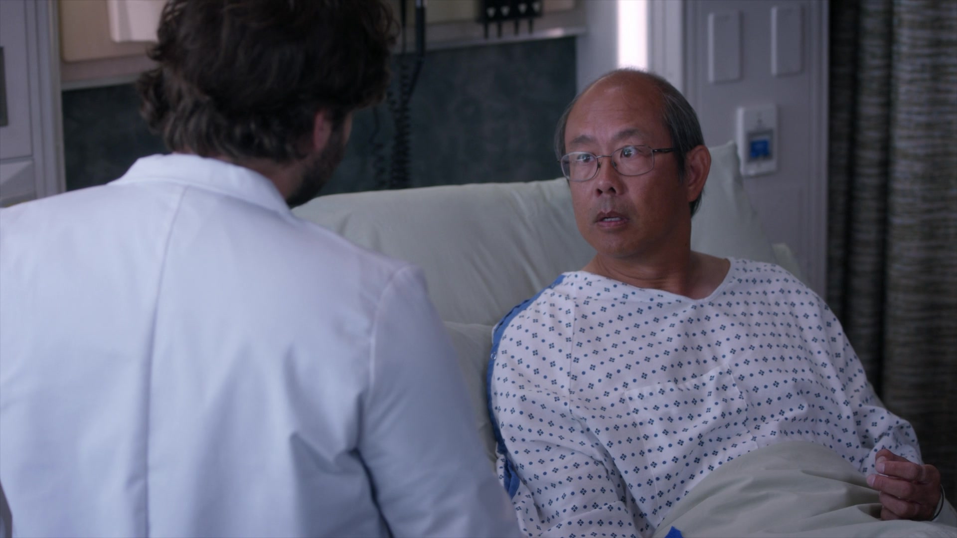 Greys_Anatomy_S19E10_0749.jpg