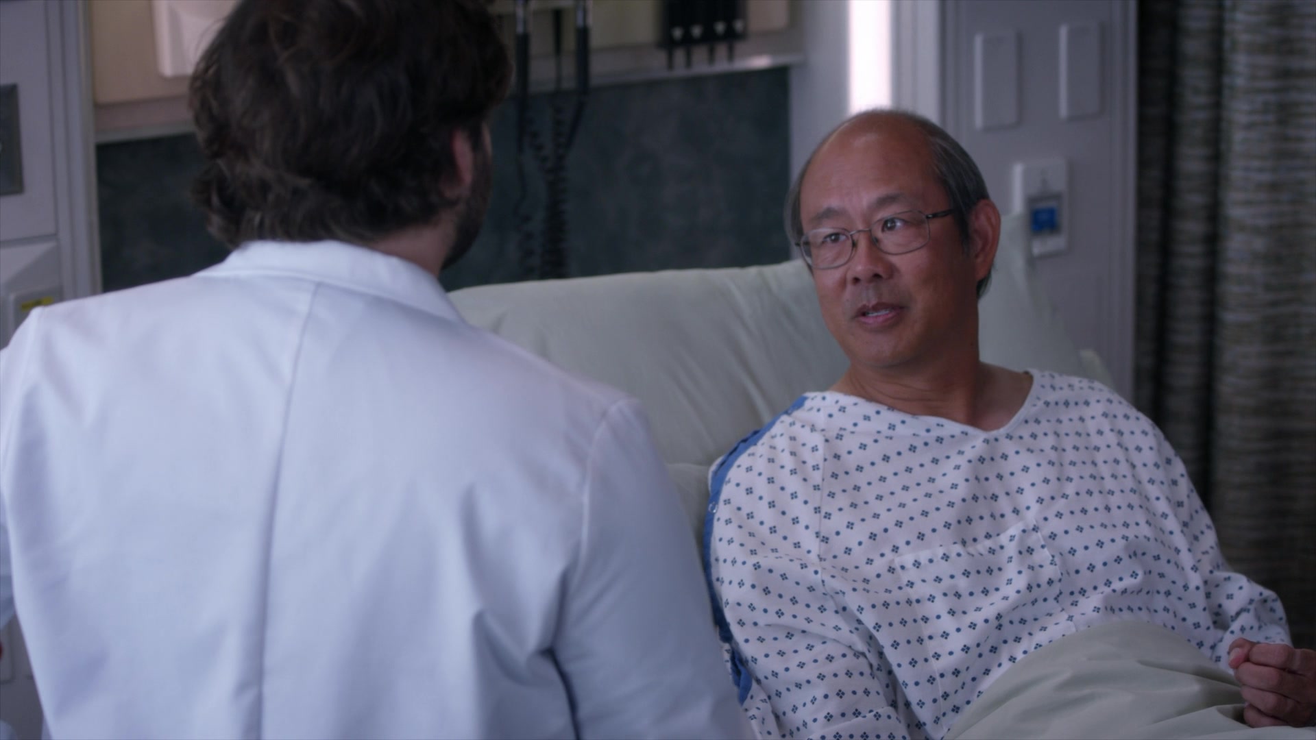 Greys_Anatomy_S19E10_0766.jpg