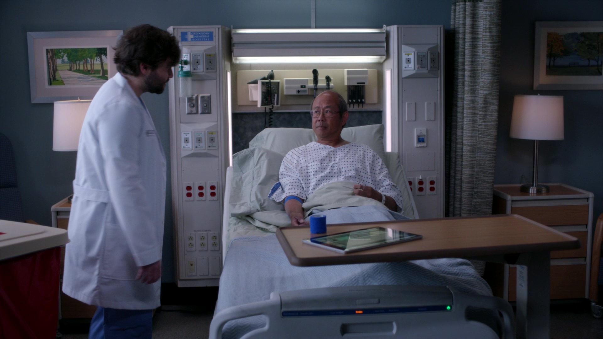 Greys_Anatomy_S19E10_0781.jpg