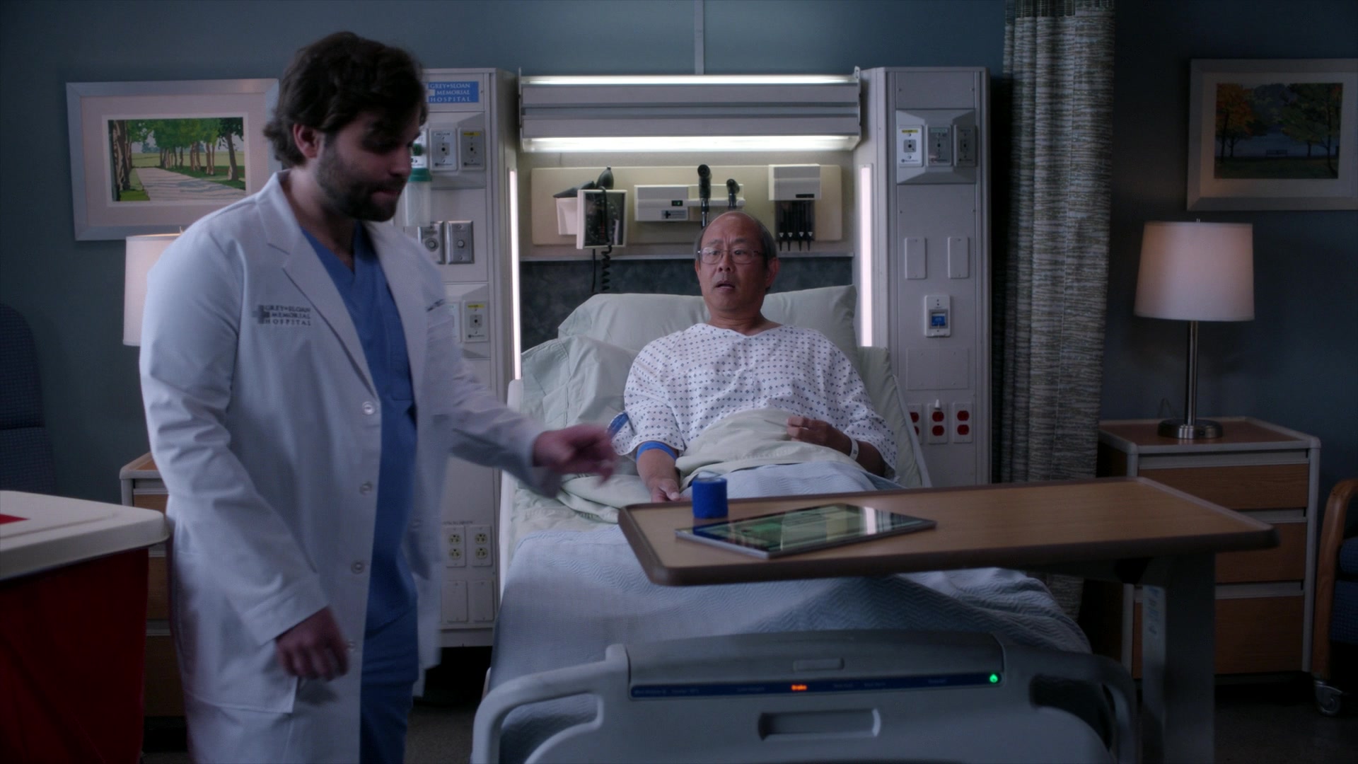 Greys_Anatomy_S19E10_0782.jpg