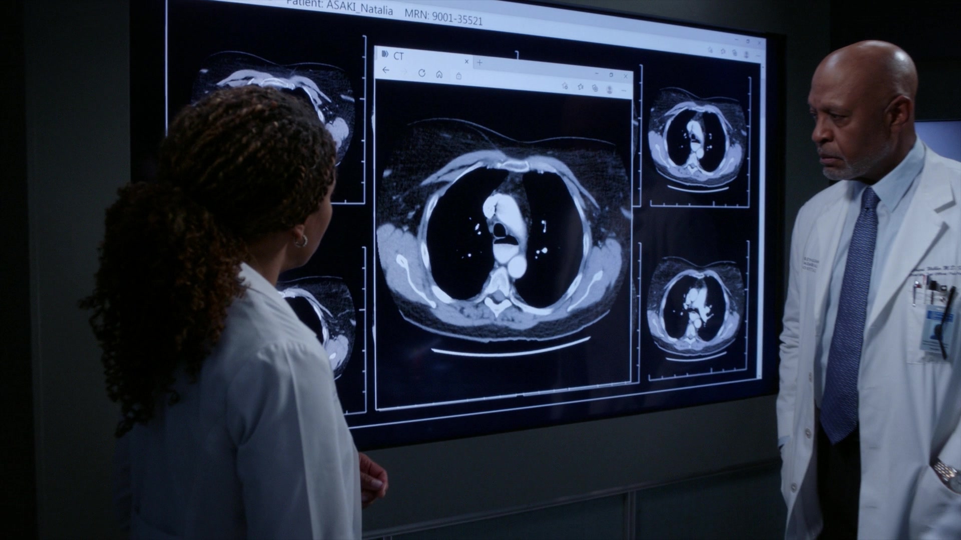 Greys_Anatomy_S19E10_0786.jpg