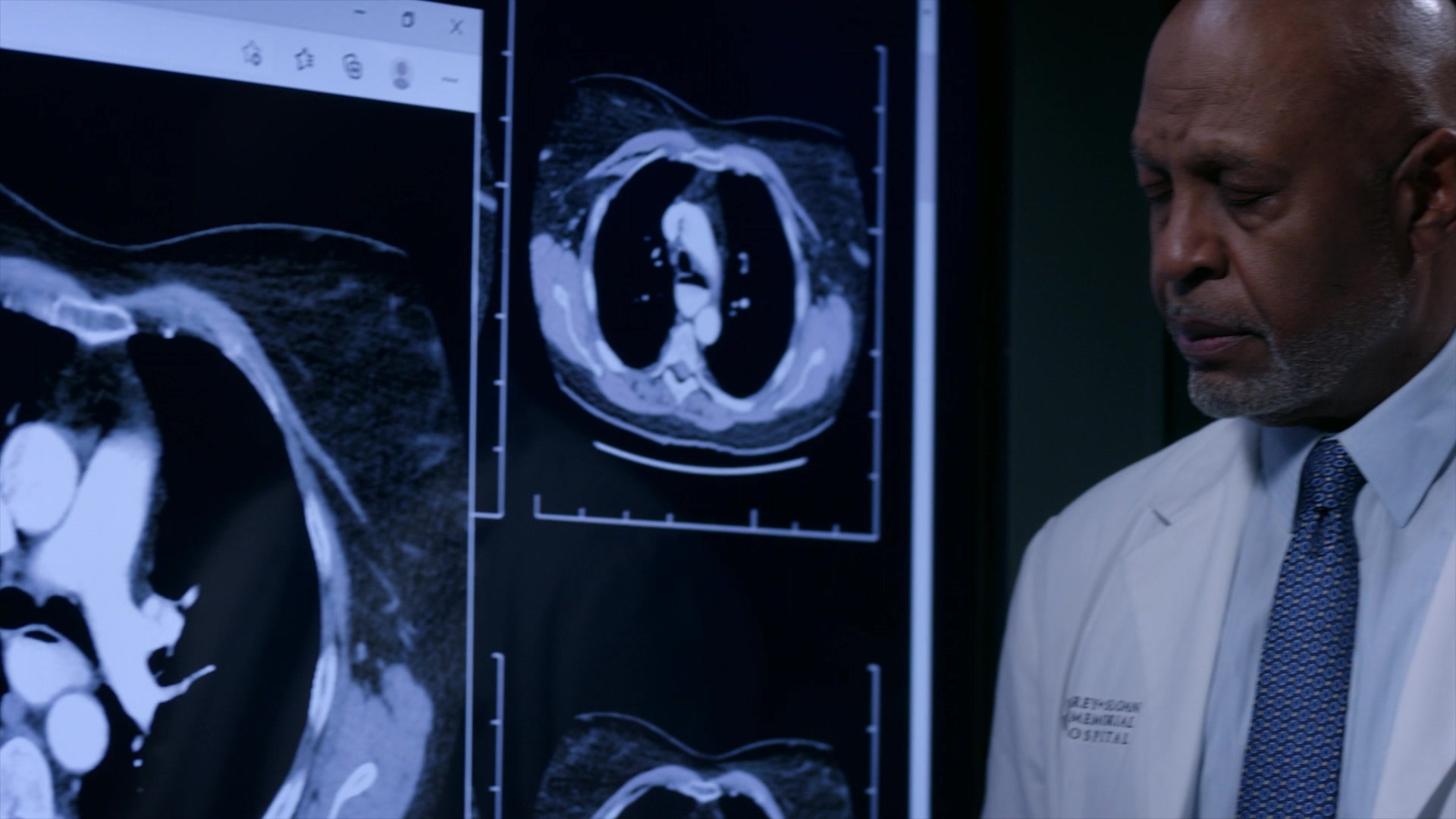 Greys_Anatomy_S19E10_0823.jpg
