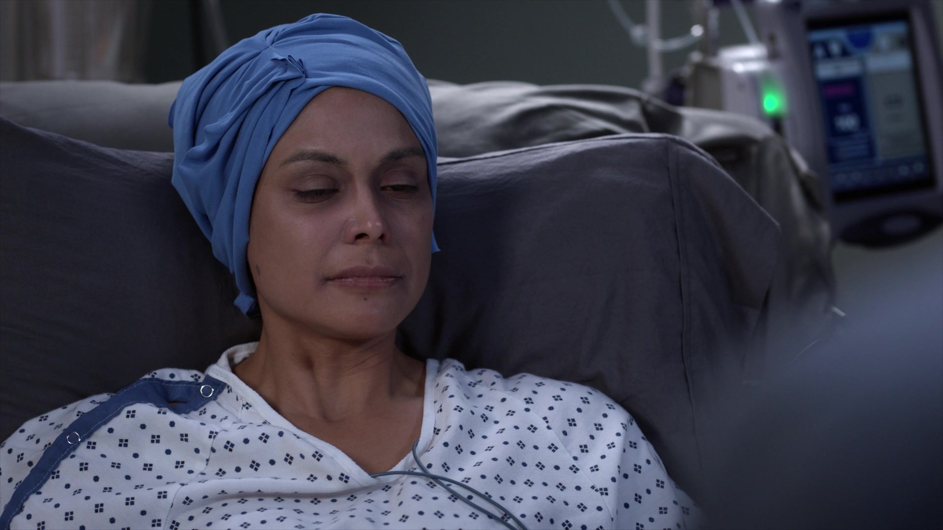 Greys_Anatomy_S19E10_0837.jpg