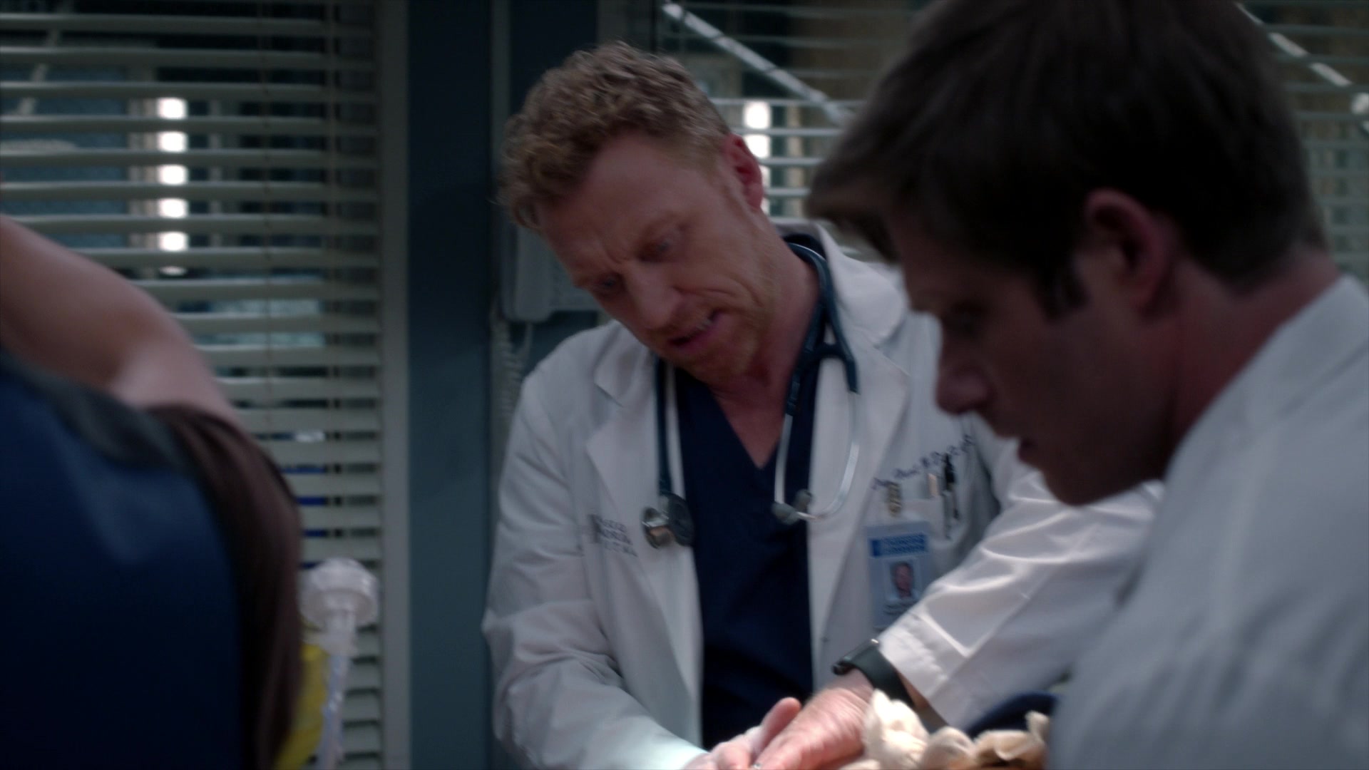 Greys_Anatomy_S19E10_0926.jpg