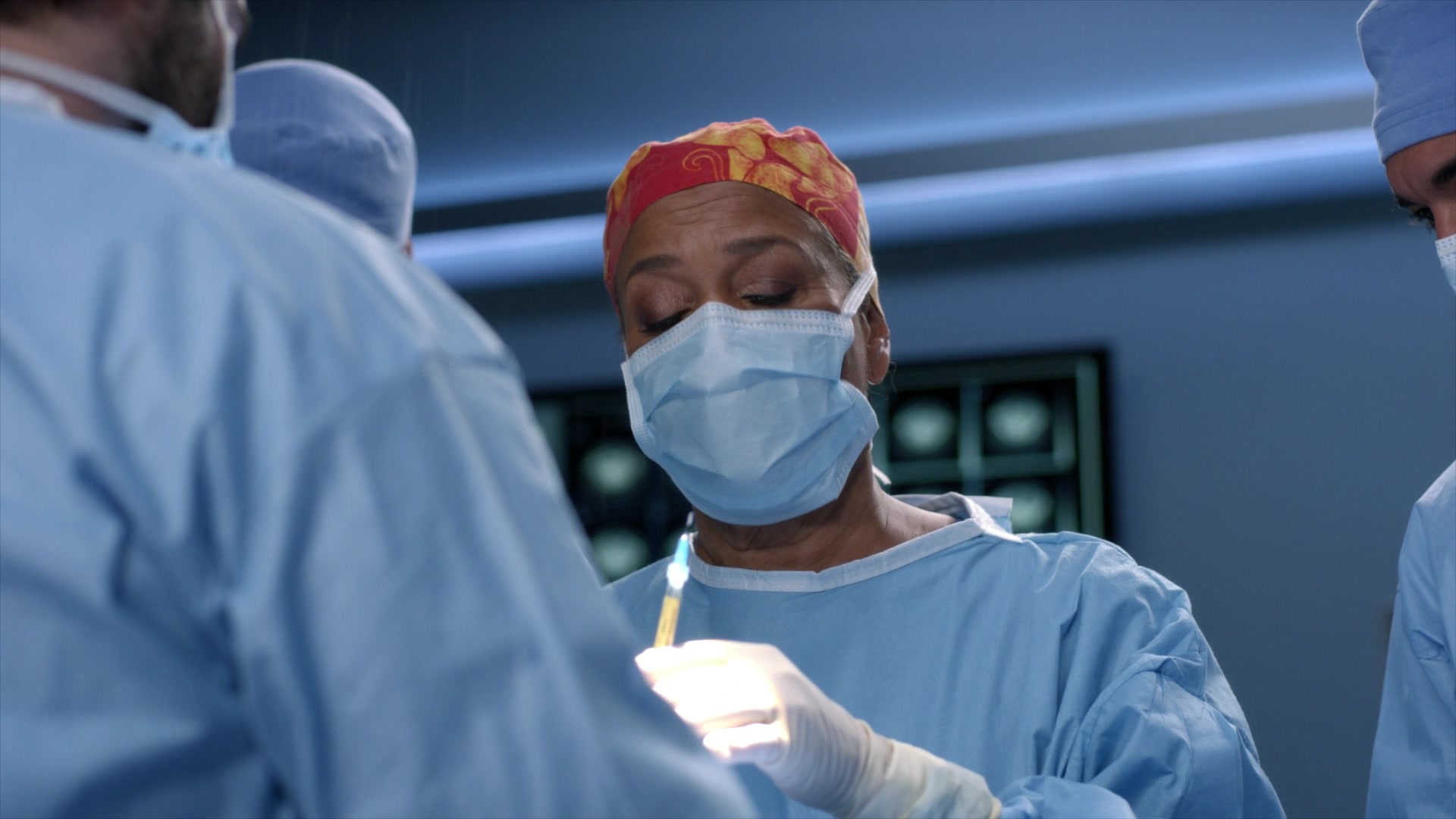 Greys_Anatomy_S19E10_0957.jpg