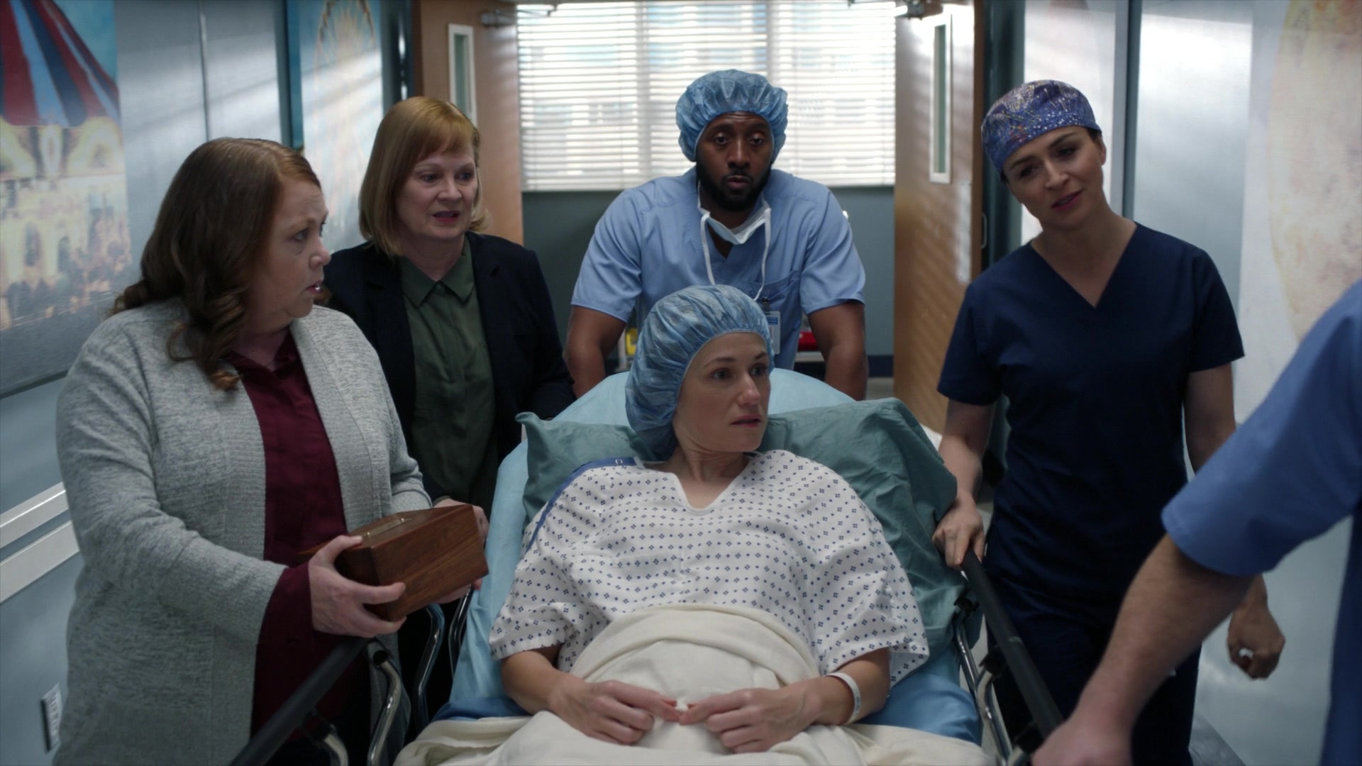 Greys_Anatomy_S19E10_1002.jpg