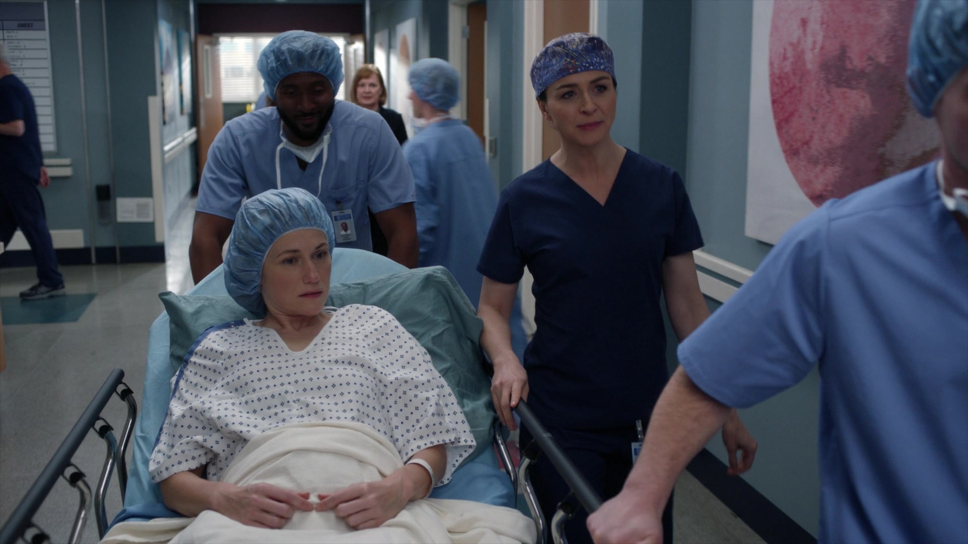 Greys_Anatomy_S19E10_1025.jpg