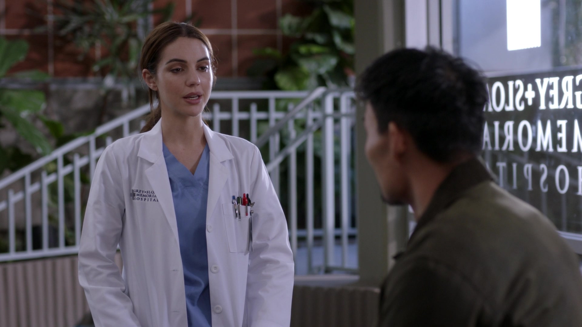 Greys_Anatomy_S19E10_1057.jpg