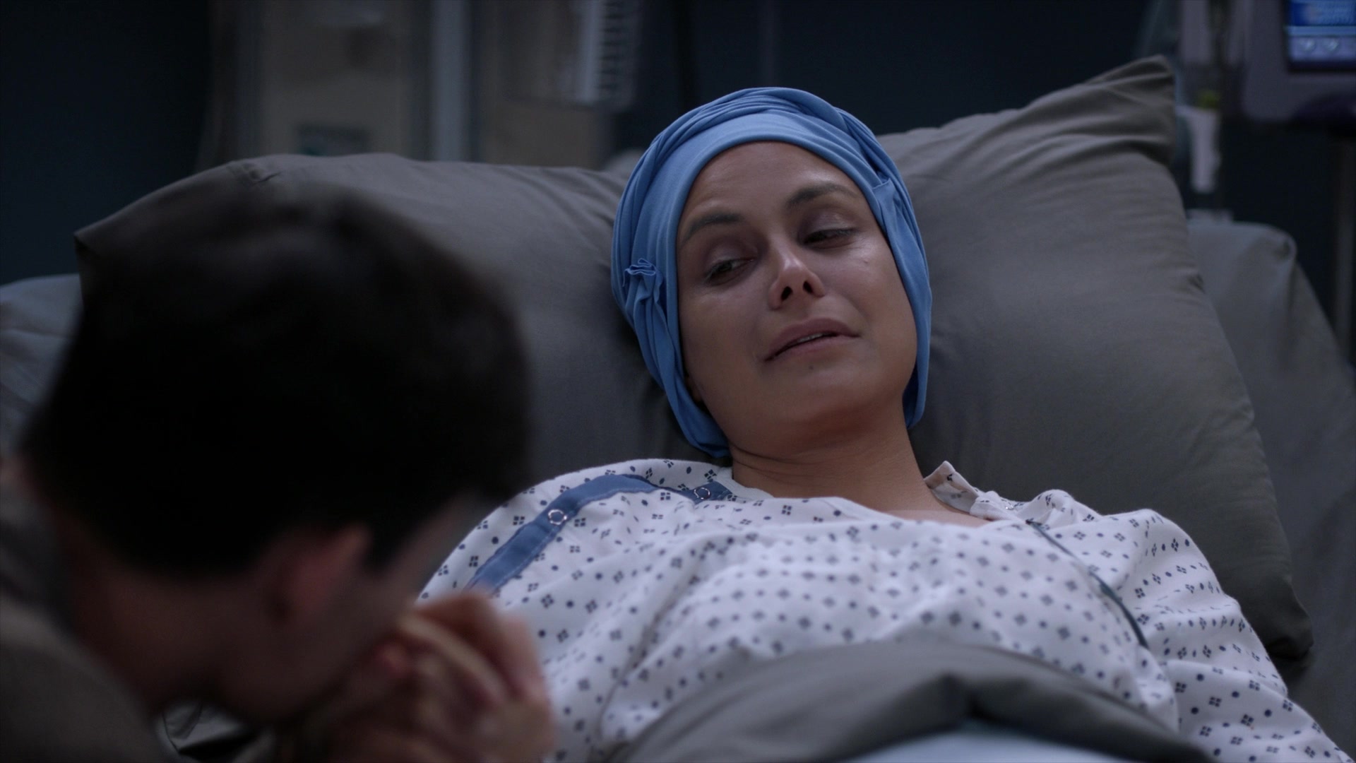 Greys_Anatomy_S19E10_1428.jpg