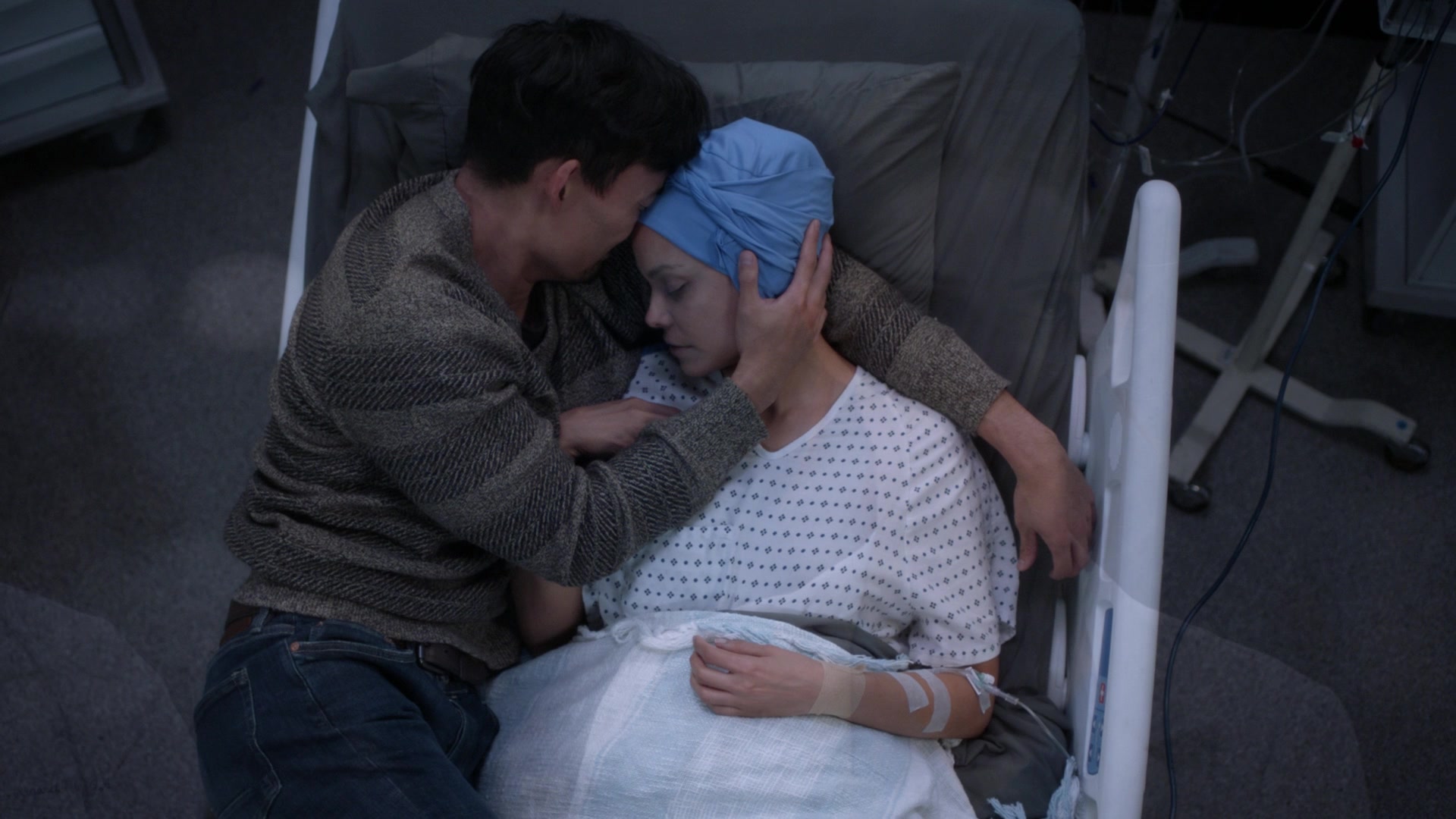 Greys_Anatomy_S19E10_1463.jpg