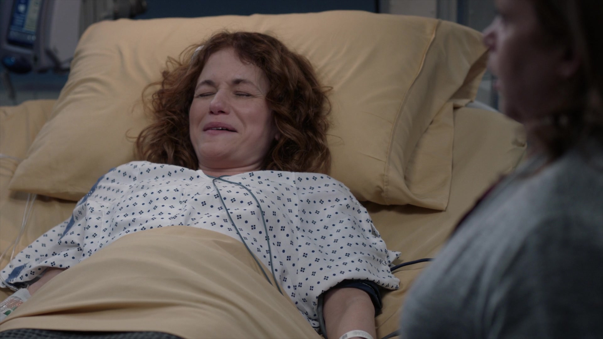 Greys_Anatomy_S19E10_1539.jpg