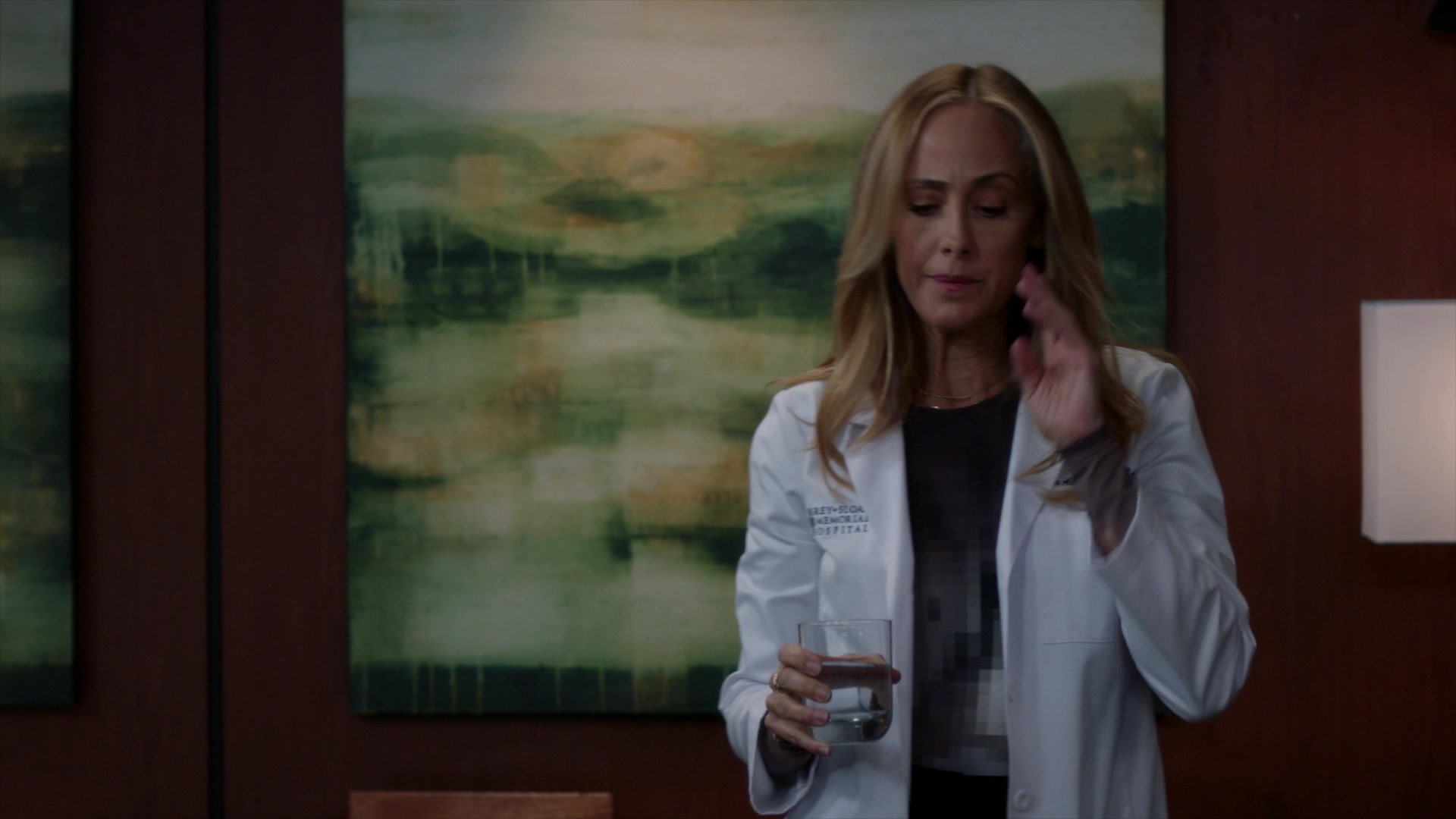 Greys_Anatomy_S19E10_1626.jpg
