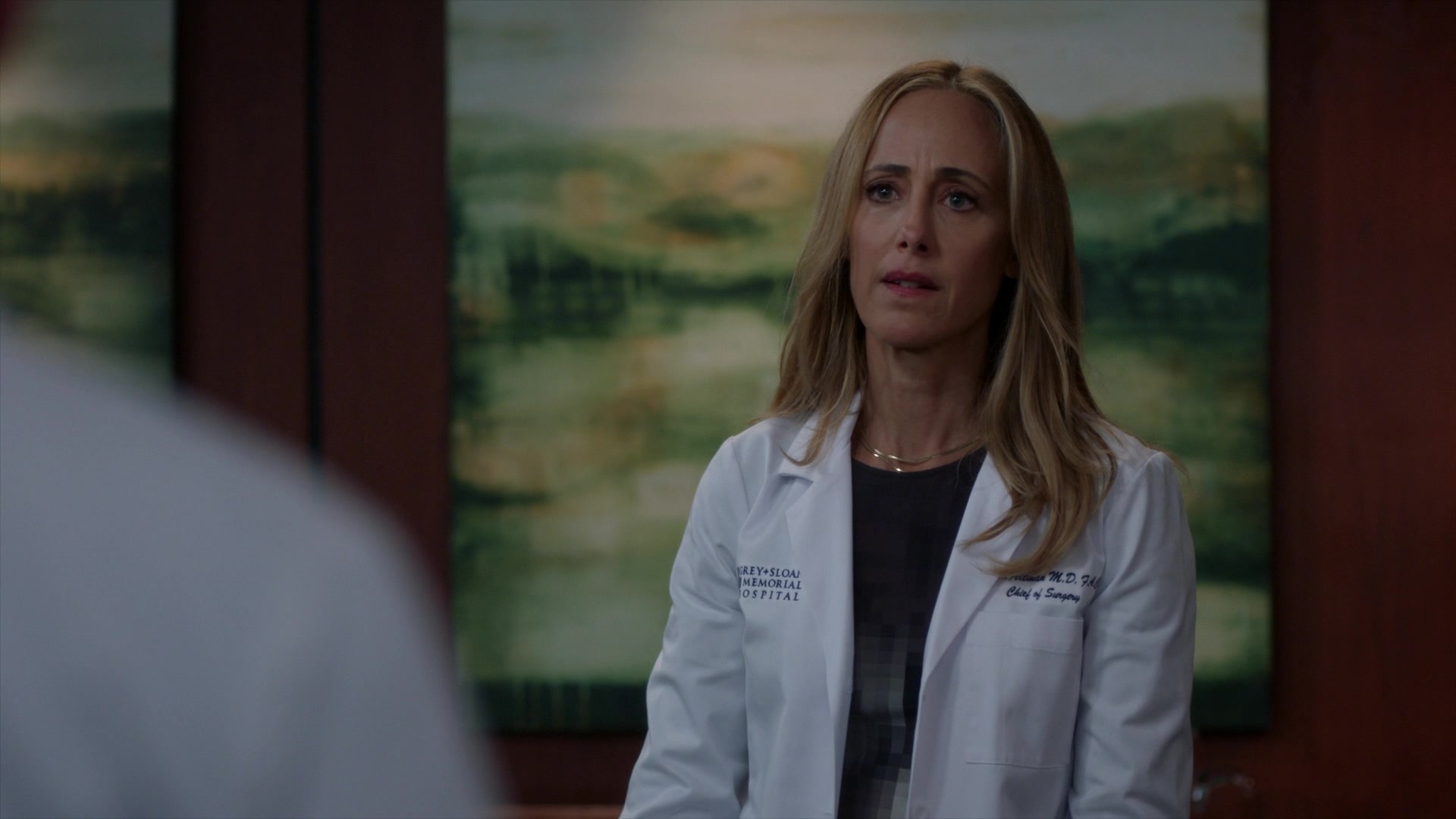 Greys_Anatomy_S19E10_1640.jpg