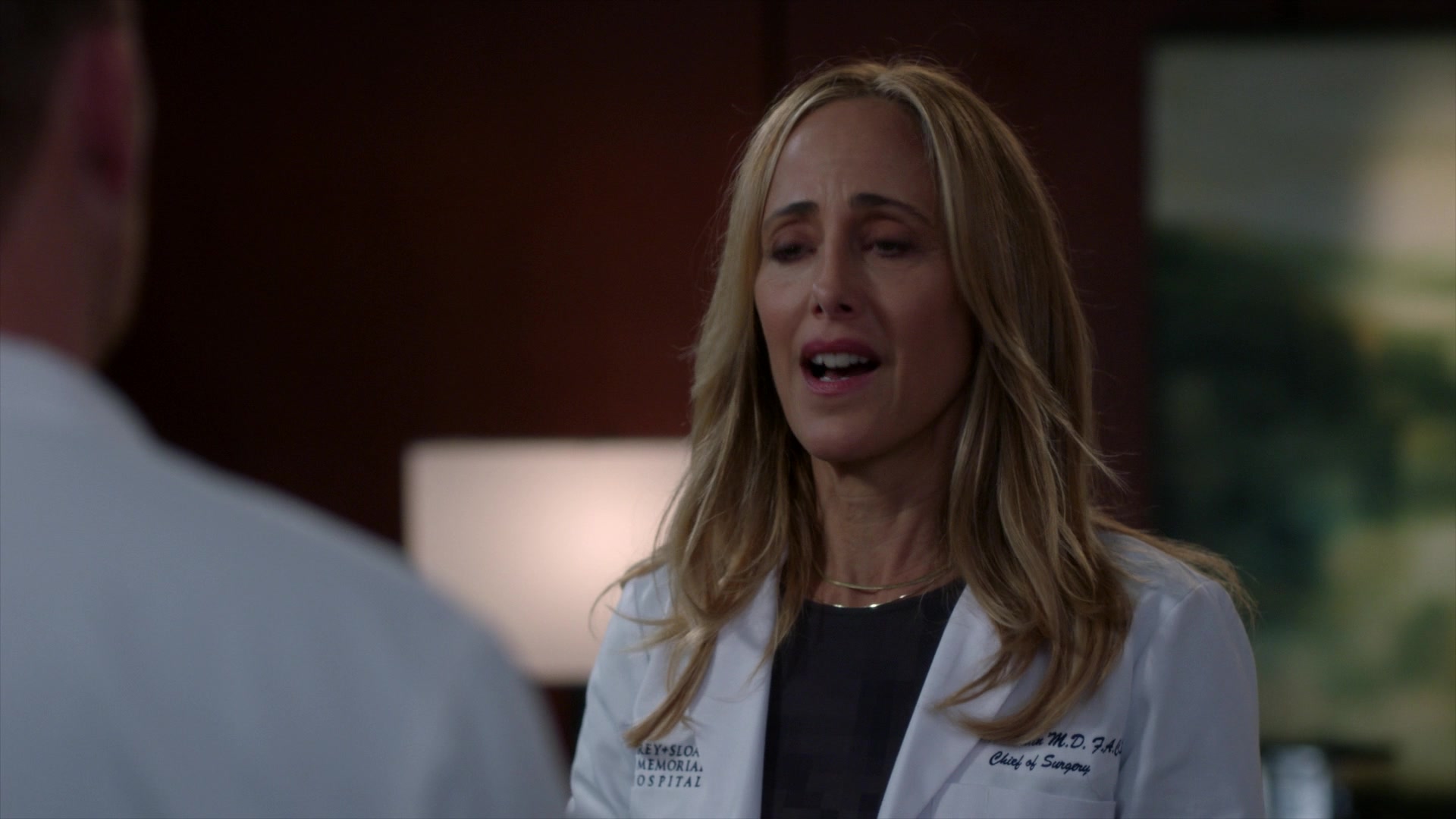 Greys_Anatomy_S19E10_1676.jpg